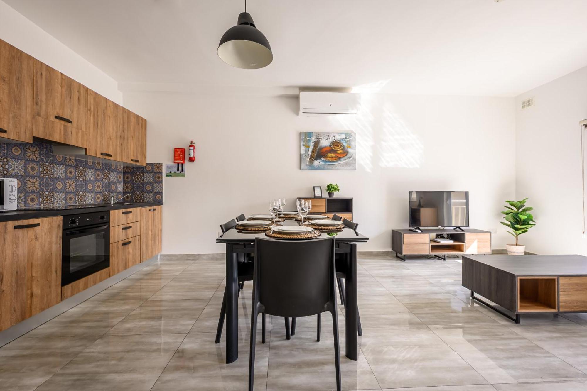 F11 Room 2, Private Room Two Single Beds Shared Bathroom In Shared Flat ムサイダ エクステリア 写真